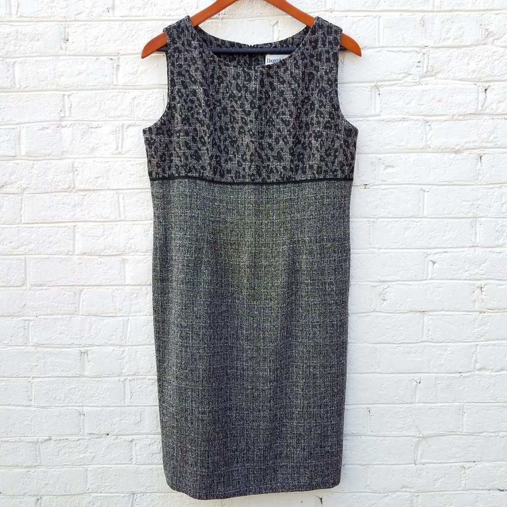 1990s Danny & Nicole sheath dress -subtle cheetah print -size …
